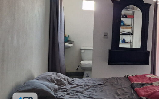 Lomas de la Cruz #176