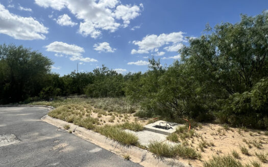 Terrenos en Residencial Longoria