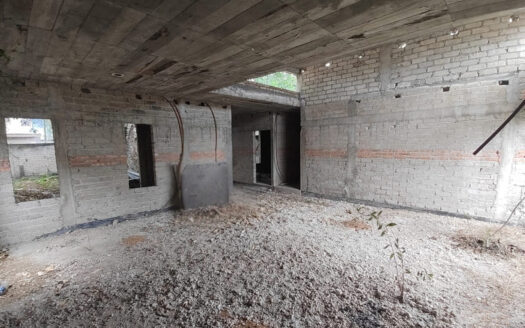 Casa en Jardines del Valle