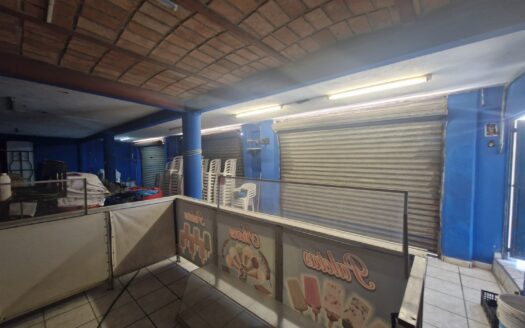 Local y departamento Aticama