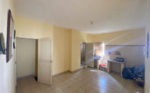 Local Pulga Infonavit Fundadores