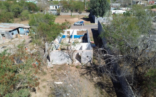 Terreno en Enrique Cárdenas